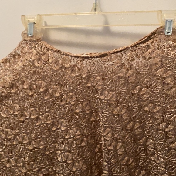 Cover-up - Picture 2 of 3